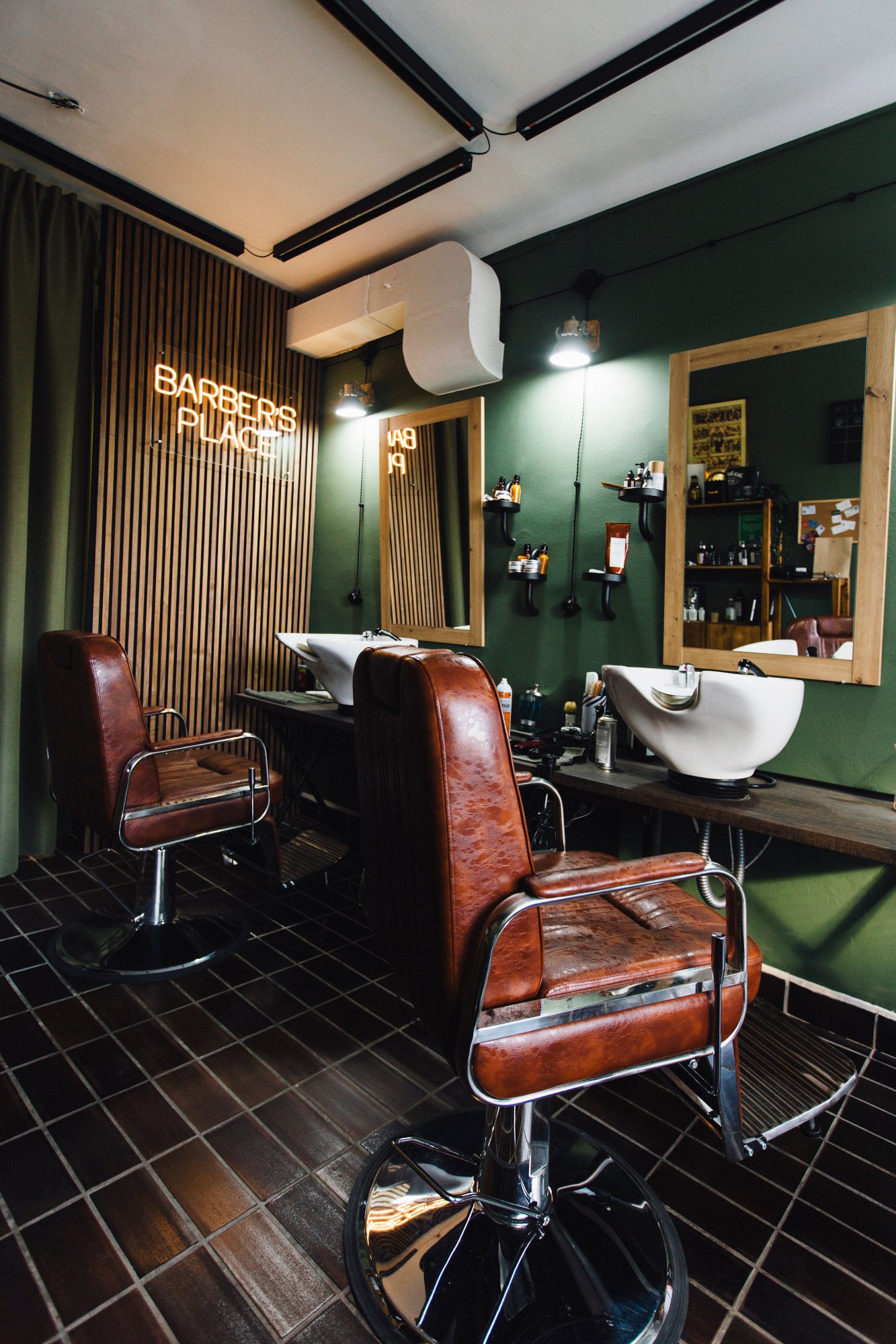 Barber's Place interior